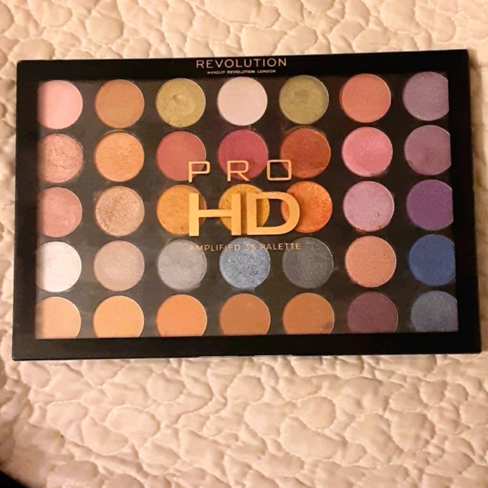 35 color eye shadow pallet
